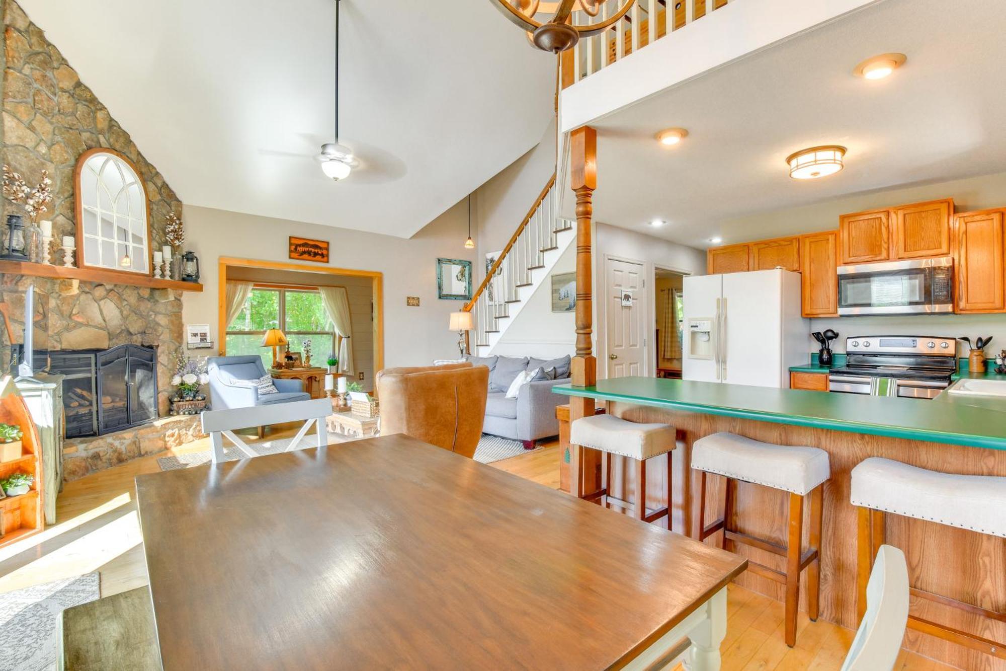 Mountain Cabin With Hot Tub And Fire Pit! Blairsville Exteriér fotografie